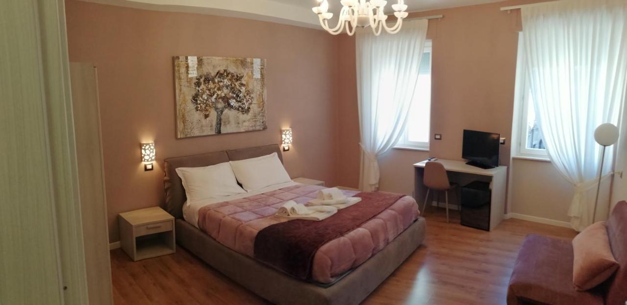 Hotel Km 0 Dal Centro By Tiziana Monaldi à Pitigliano Extérieur photo